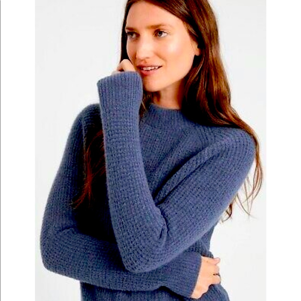 Banana republic Cozy Arie waffle sweater NWT